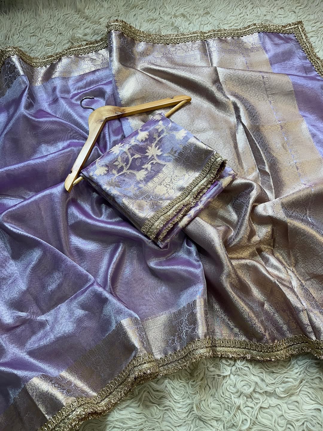 ANIKA'S BANARASI  SAREE-LILAC