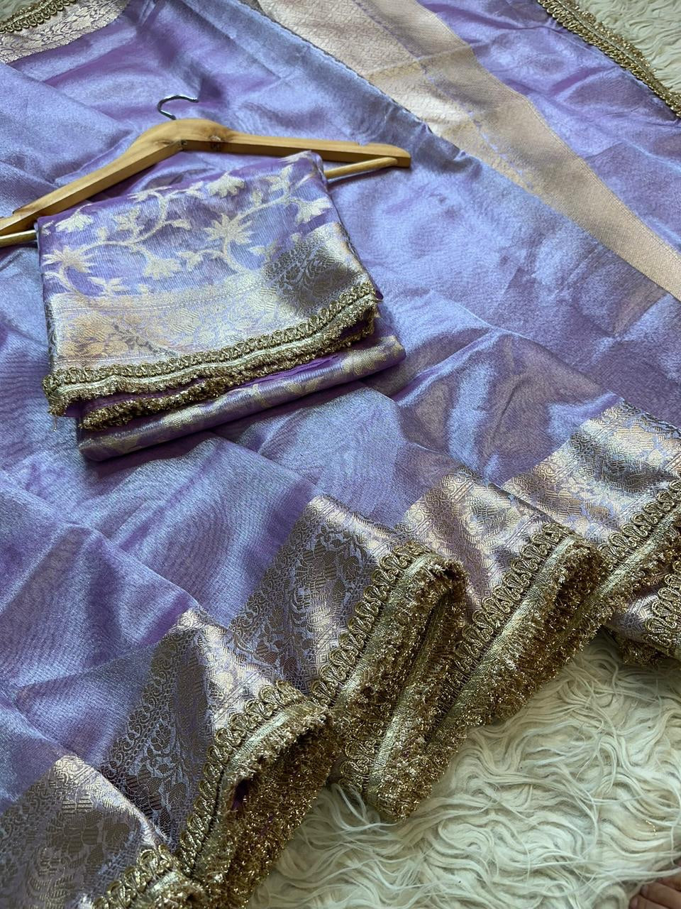 ANIKA'S BANARASI  SAREE-LILAC