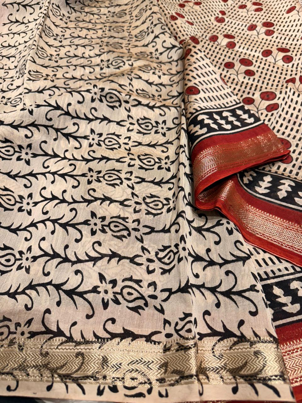 Anika’s Pure Maheshwari Silk cotton - APM02