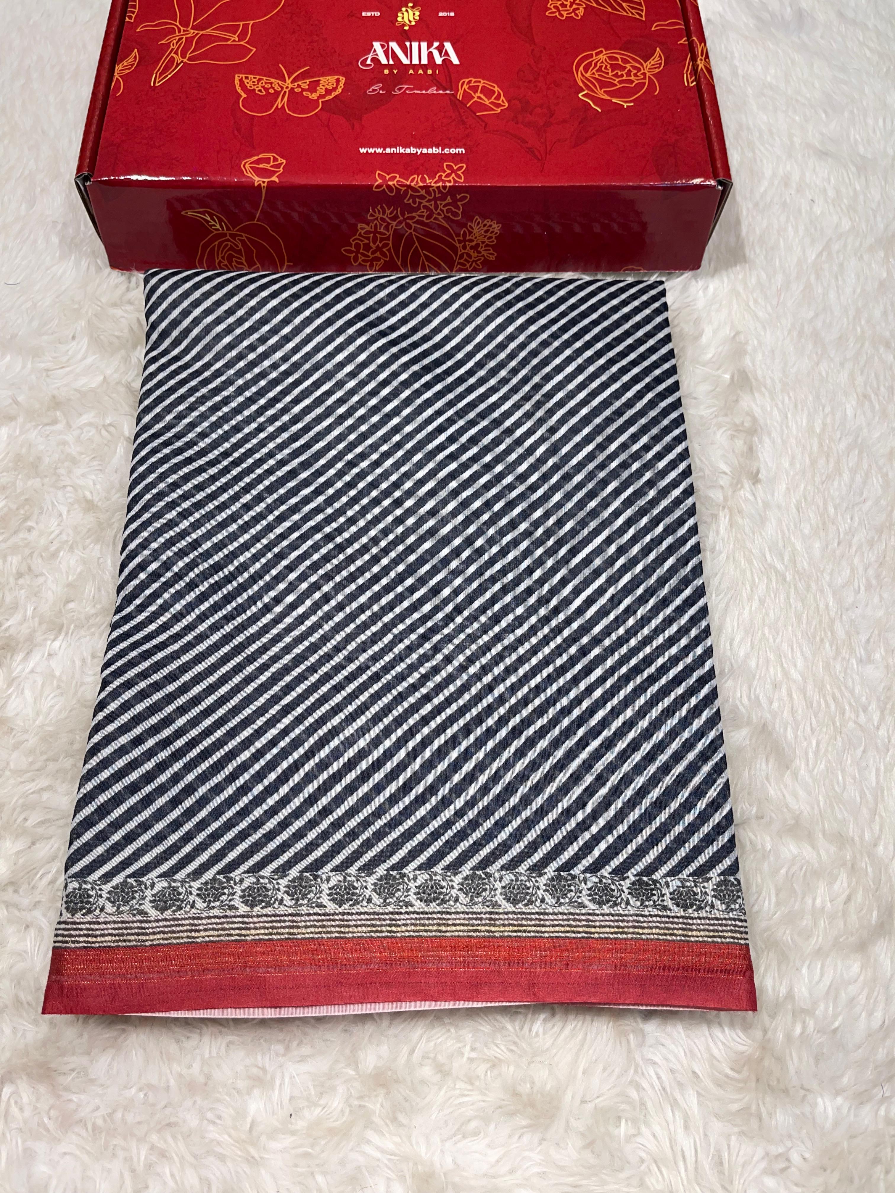 Anika's Urvi Saree-03
