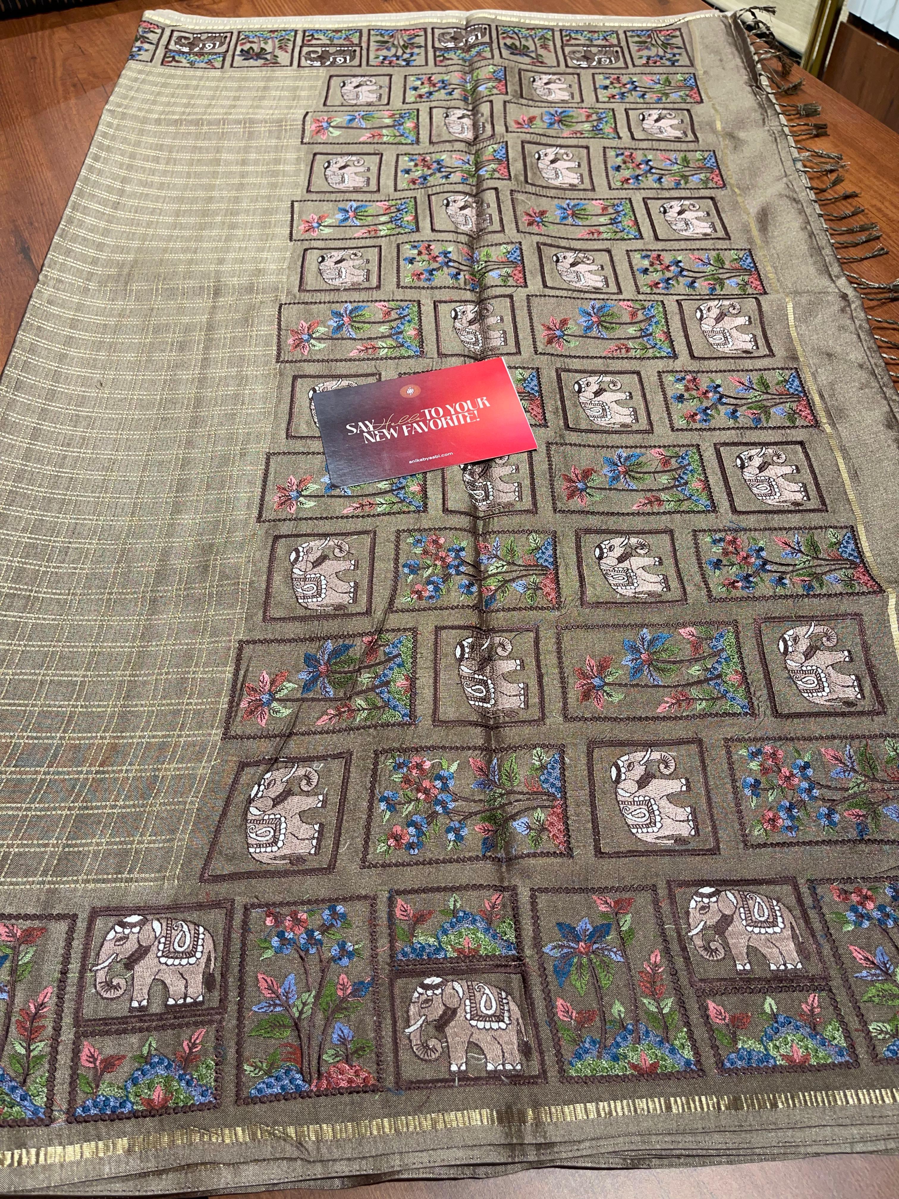 Anika's Checks Elephant Saree