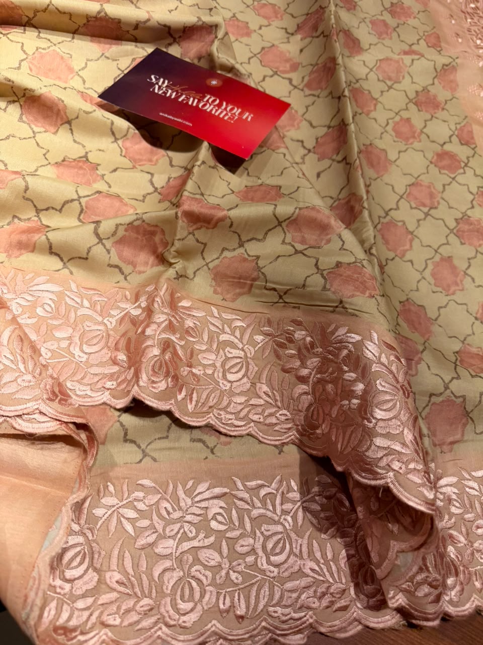 Anika's Scallop Saree-01