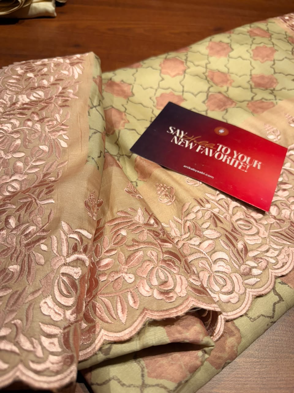 Anika's Scallop Saree-01