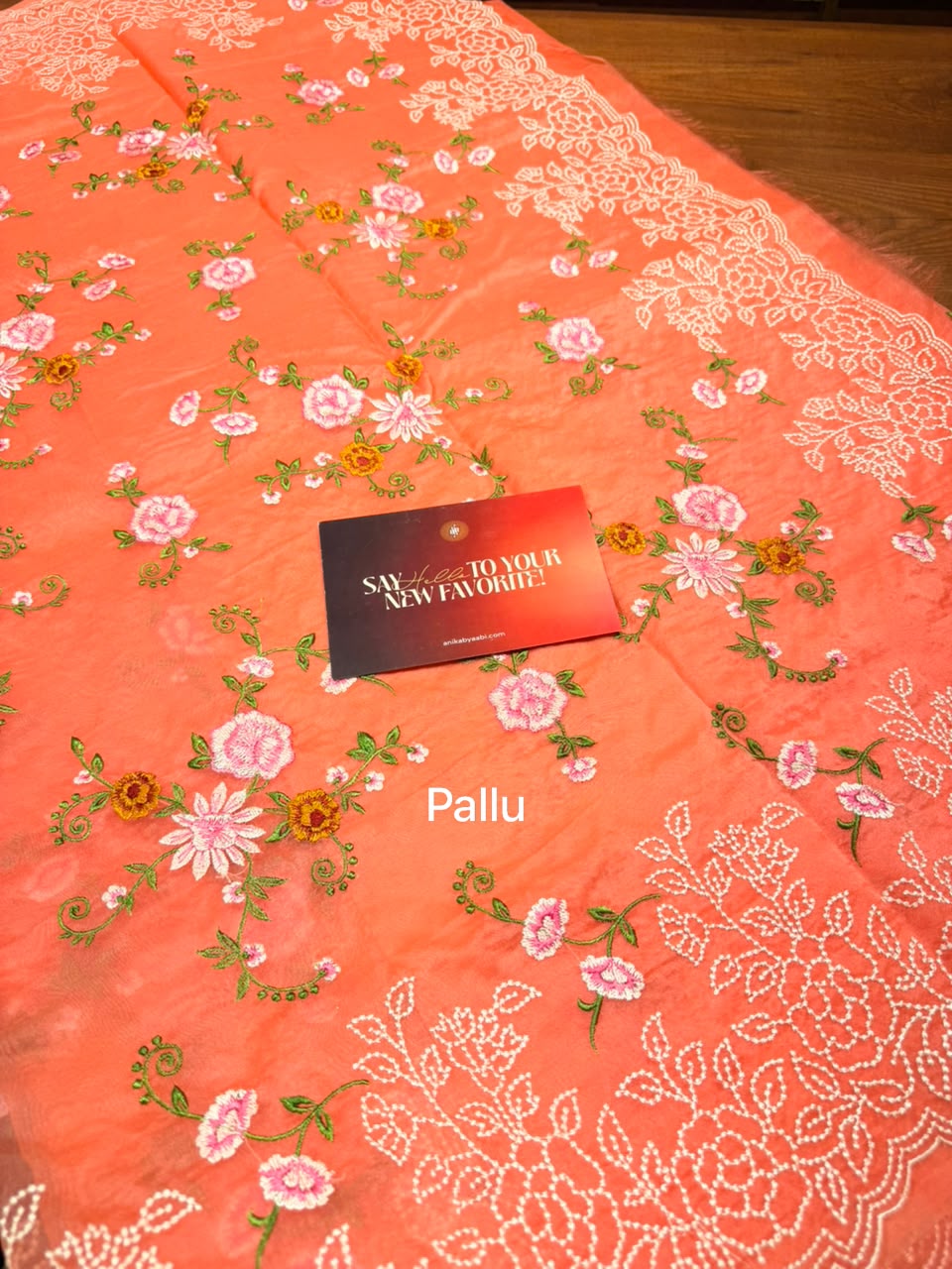 Anika's Floral Tissue-02