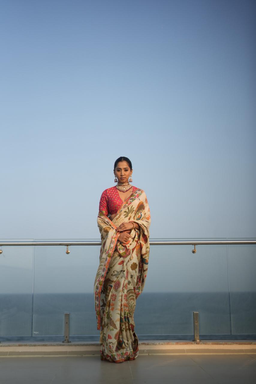 White Heavy Motif Zari Woven Pashmina Silk Saree with Unstitched Blouse- PS24