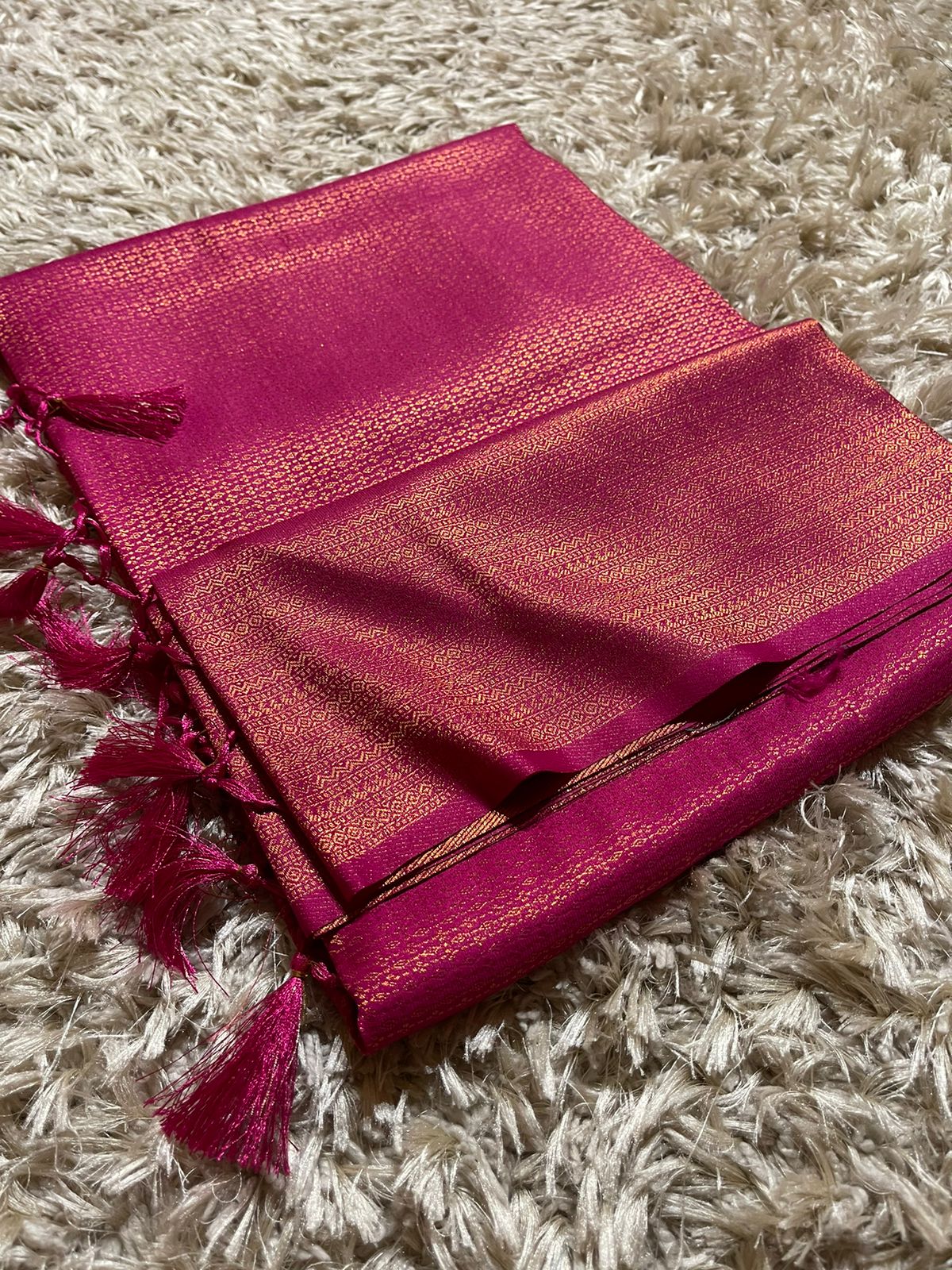 ROYAL AFFAIR-RANI PINK