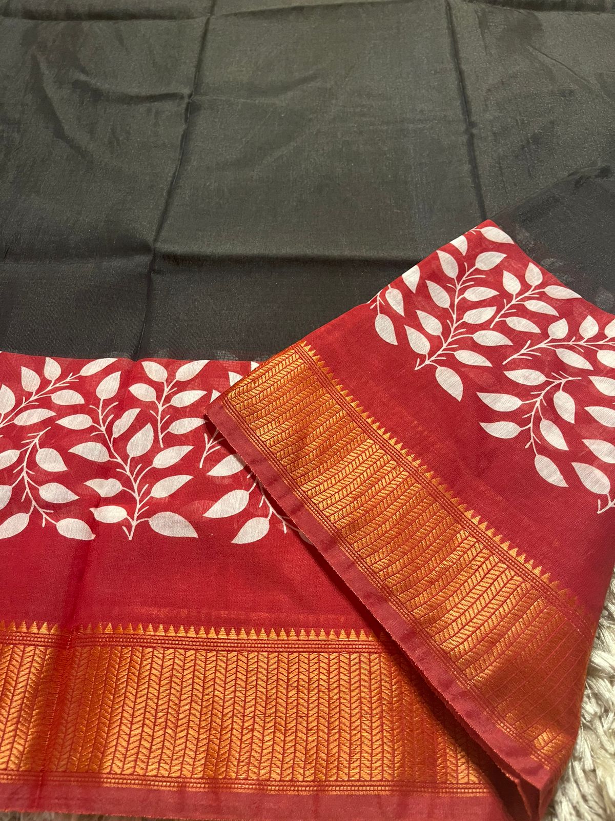 VIHA - BLACK WITH BRICKRED SAREE