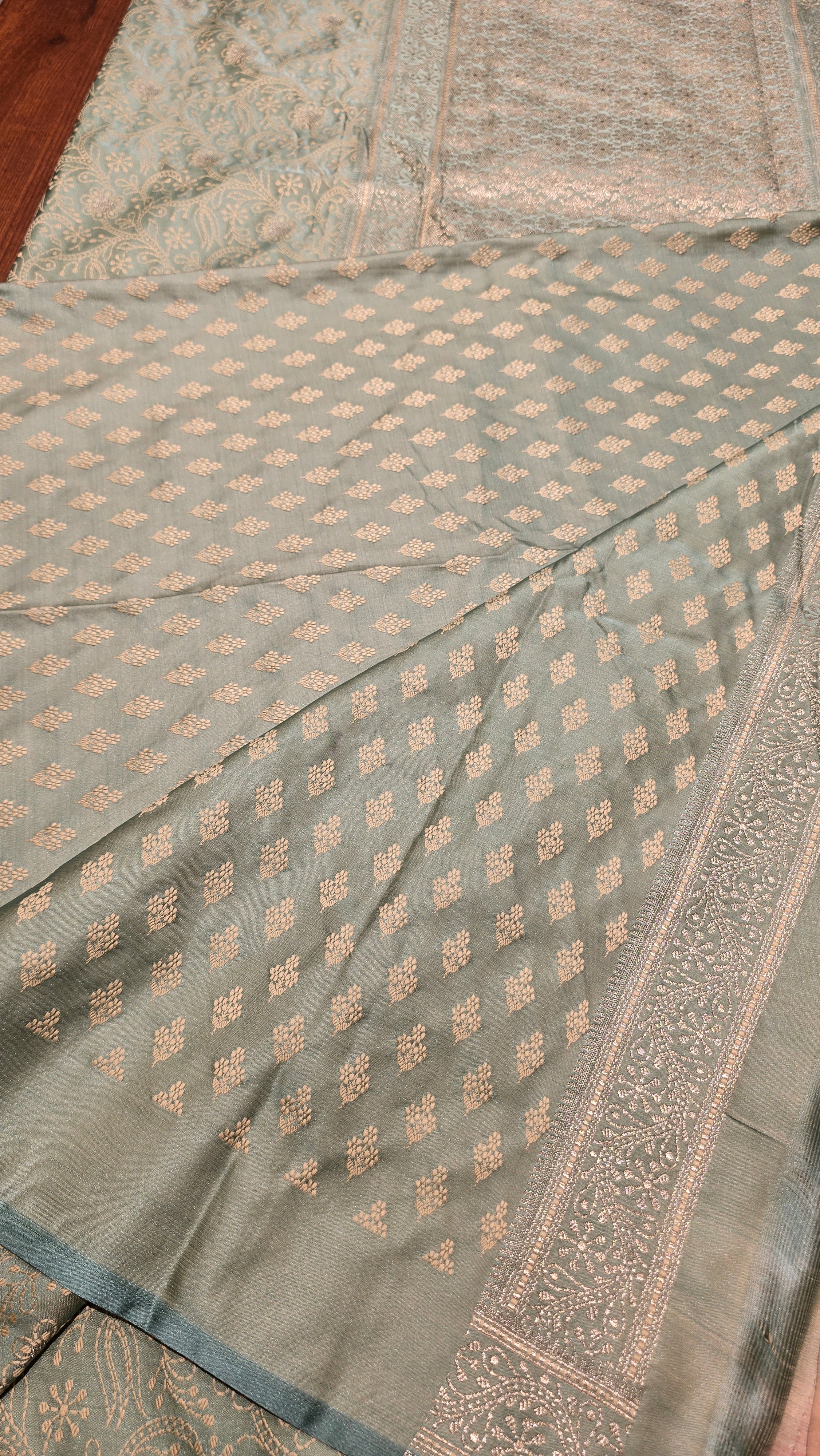 Anika's Vintage Banarasi- Pastel green