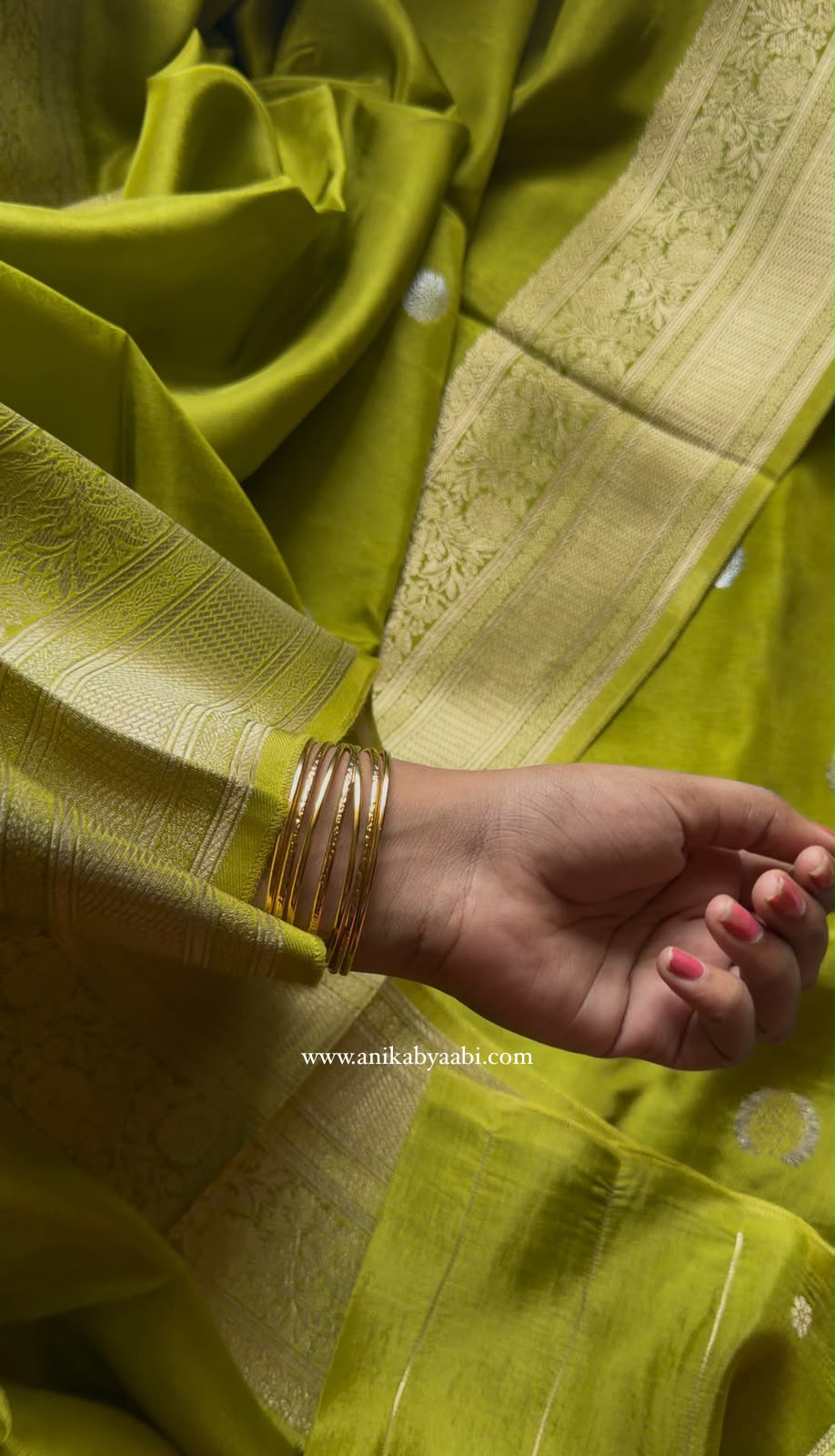 VINTAGE BANARASI-GREEN SAREE