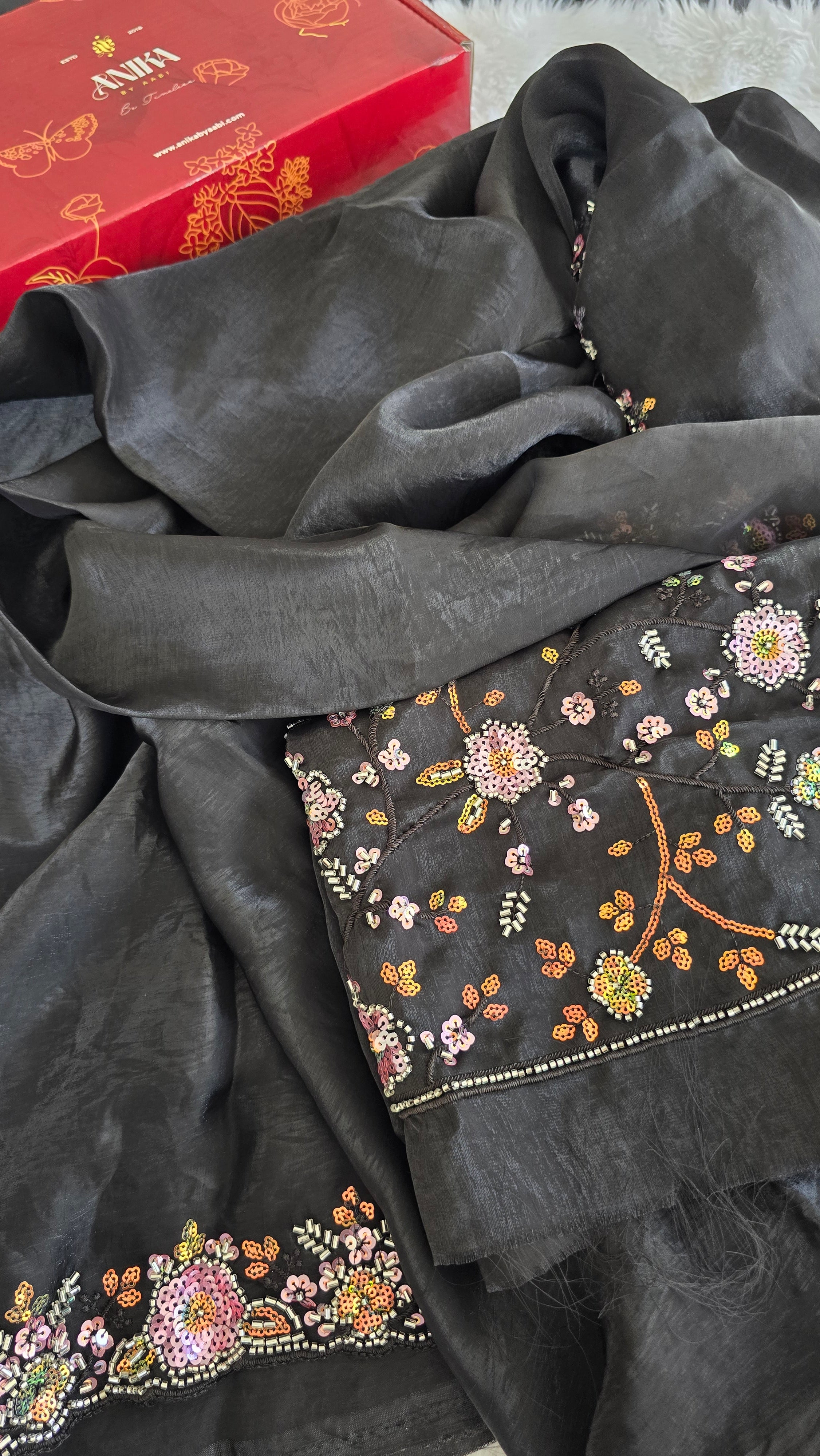 RADHIYA-BLACK SAREE