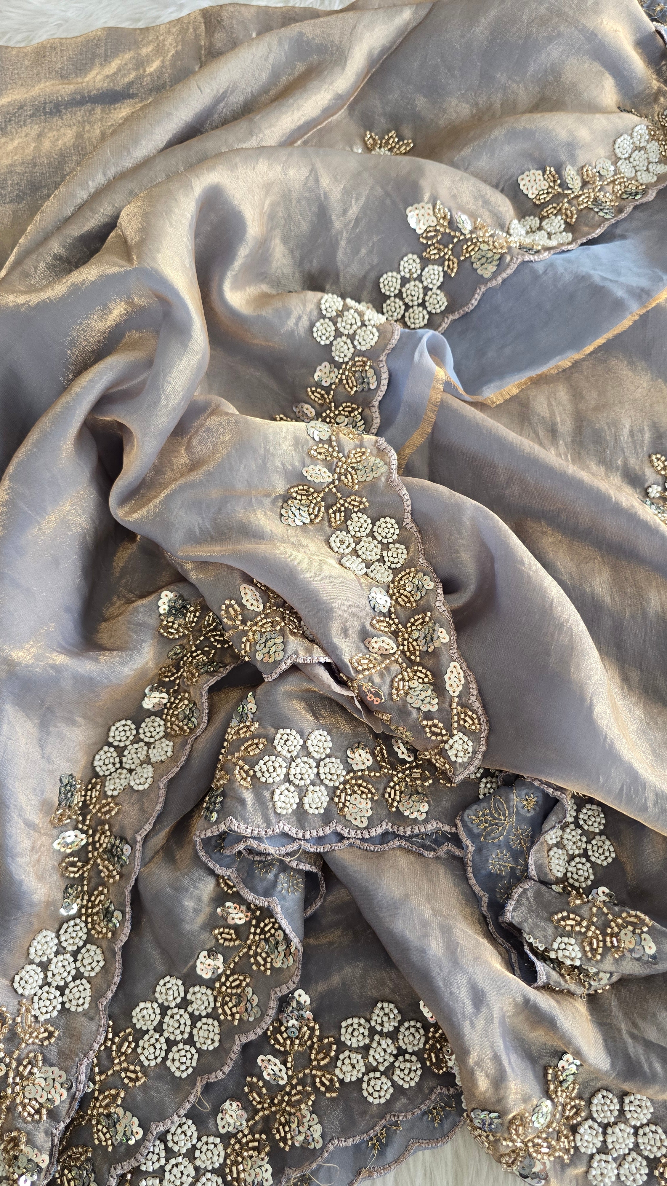 RADHIYA-GRAY SAREE