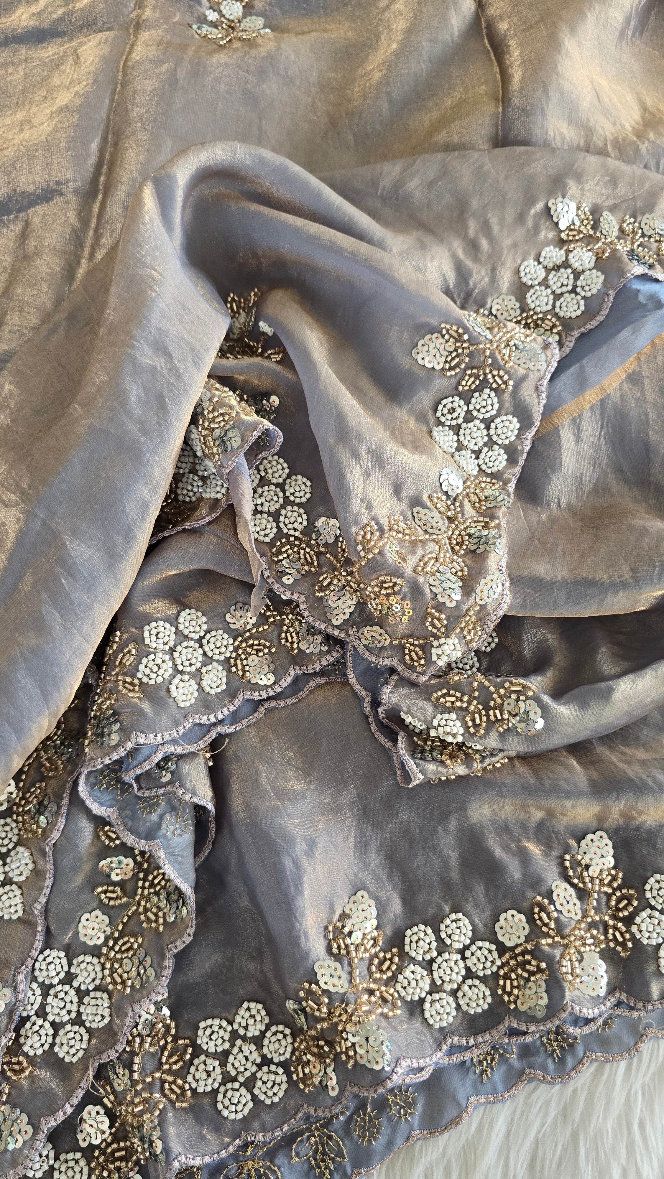 RADHIYA-GRAY SAREE