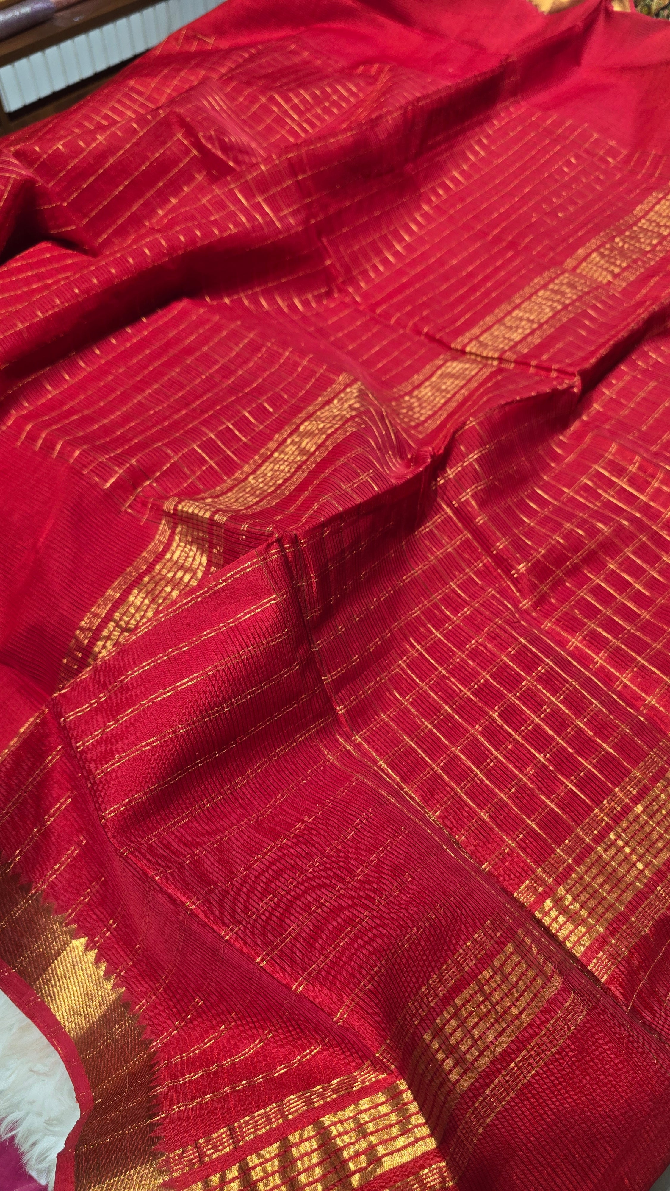 Anika's Handloom Mangalagiri pure silk saree - Red