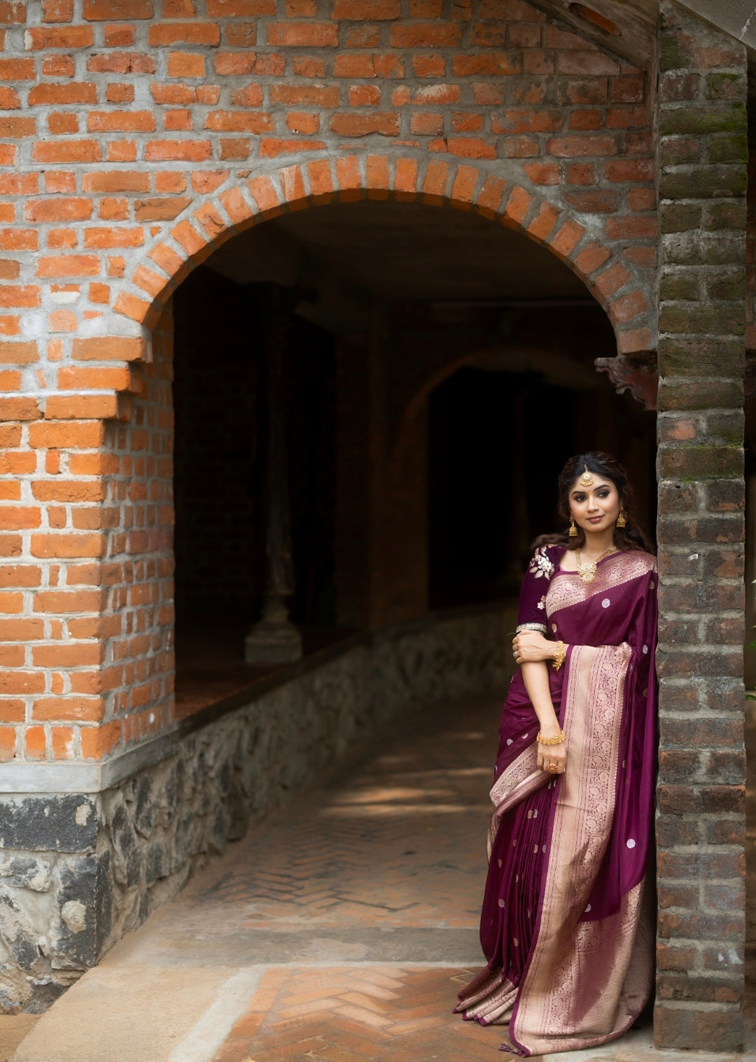 VINTAGE BANARASI-MAGENTA SAREE