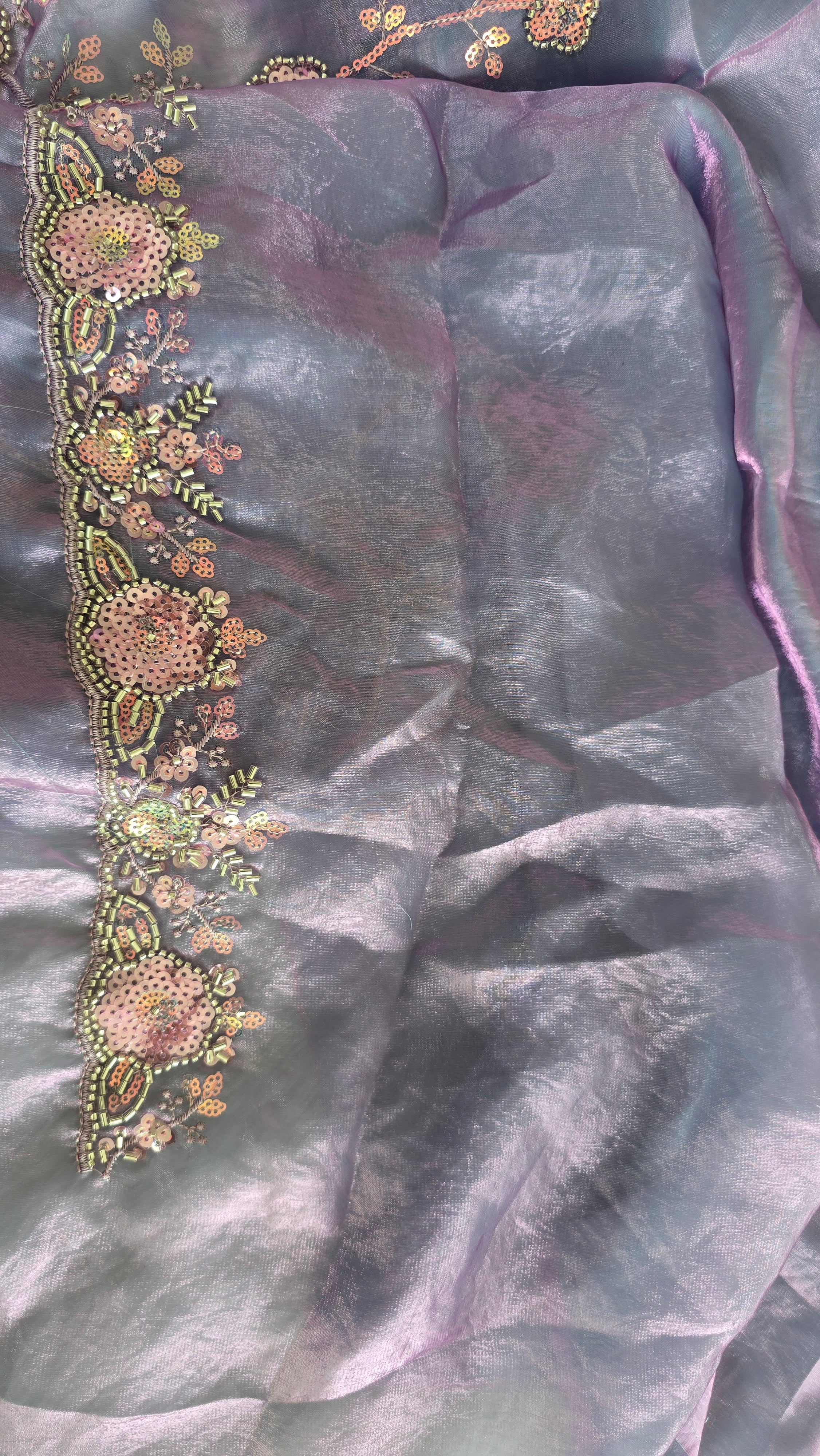 RADHIYA-DUAL TONE GRAY SAREE