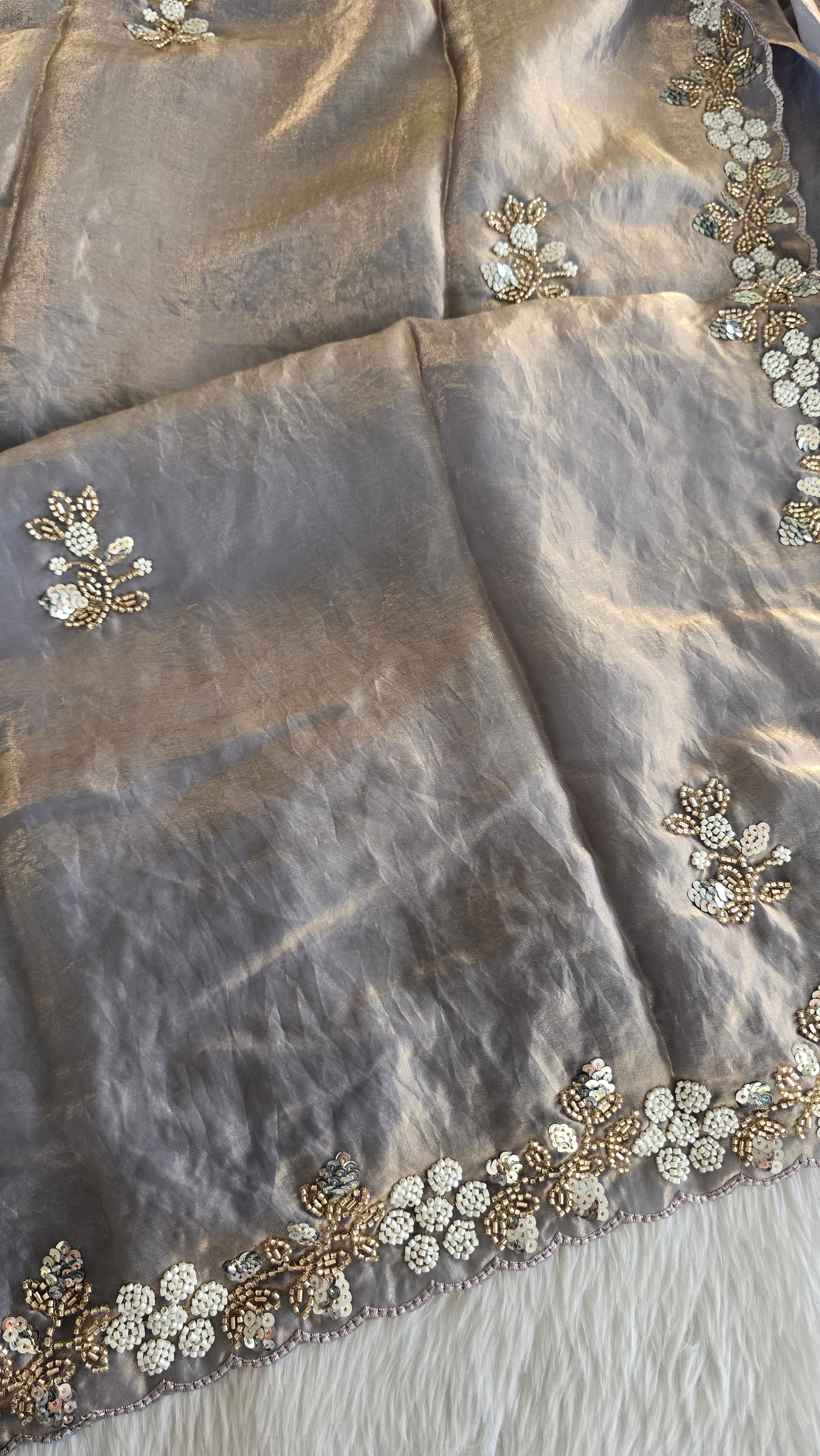 RADHIYA-GRAY SAREE