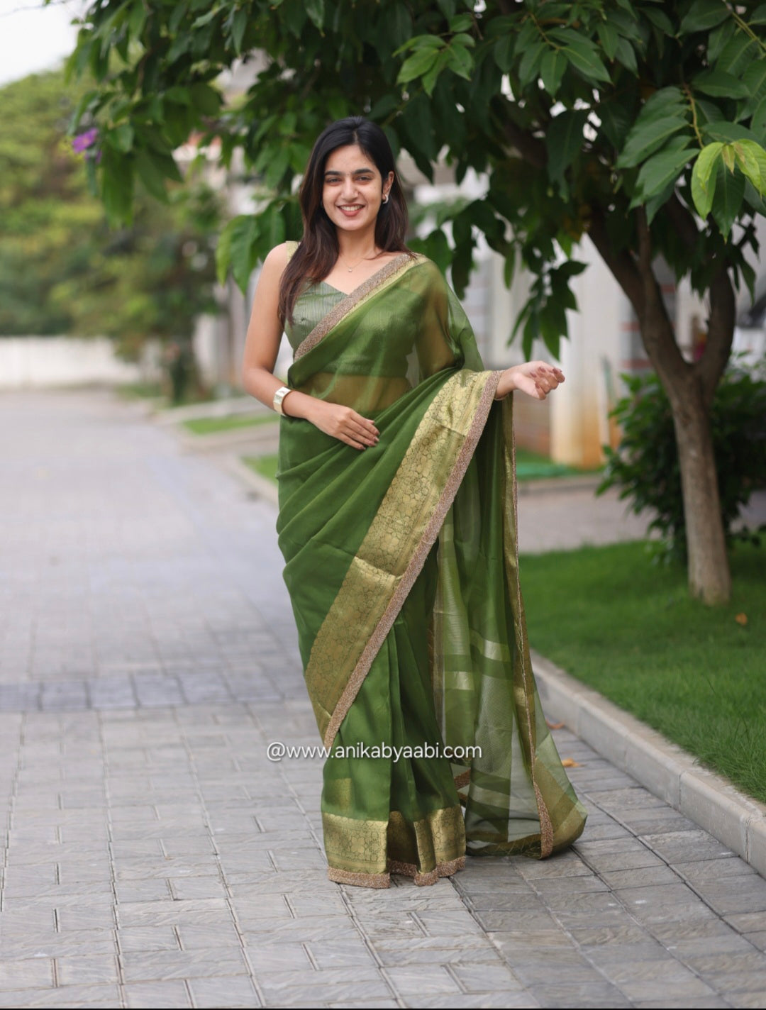 TISSUE BEATS-GREEN SAREE