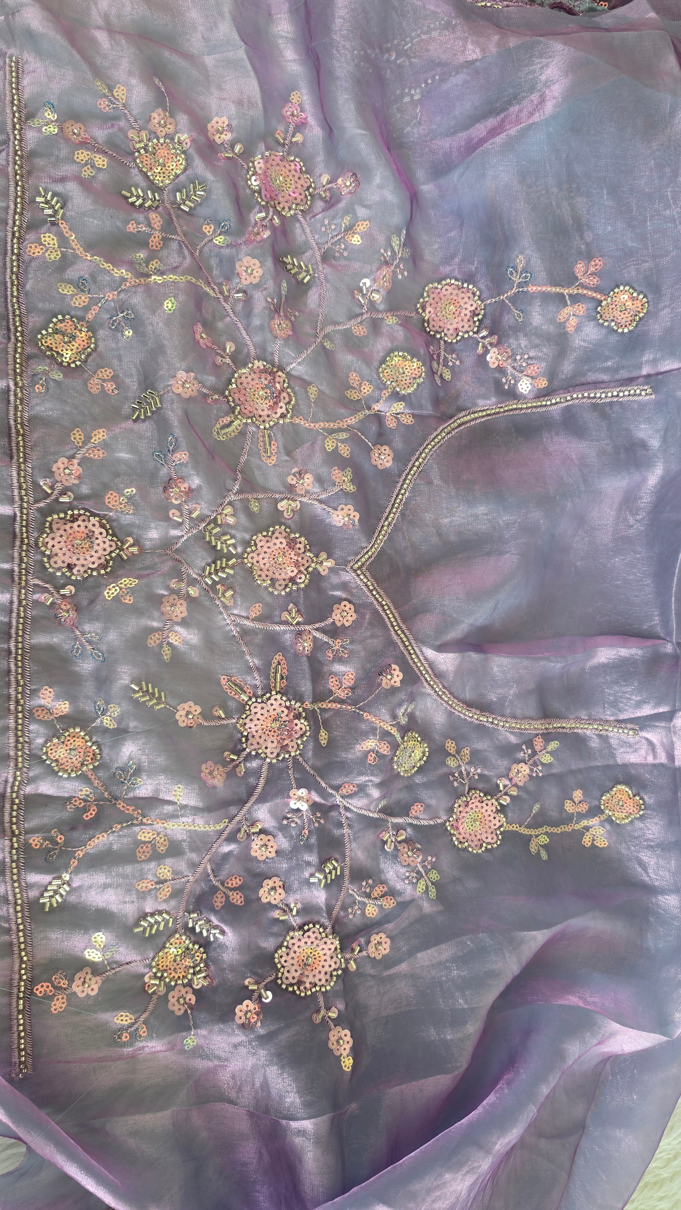 RADHIYA-DUAL TONE GRAY SAREE