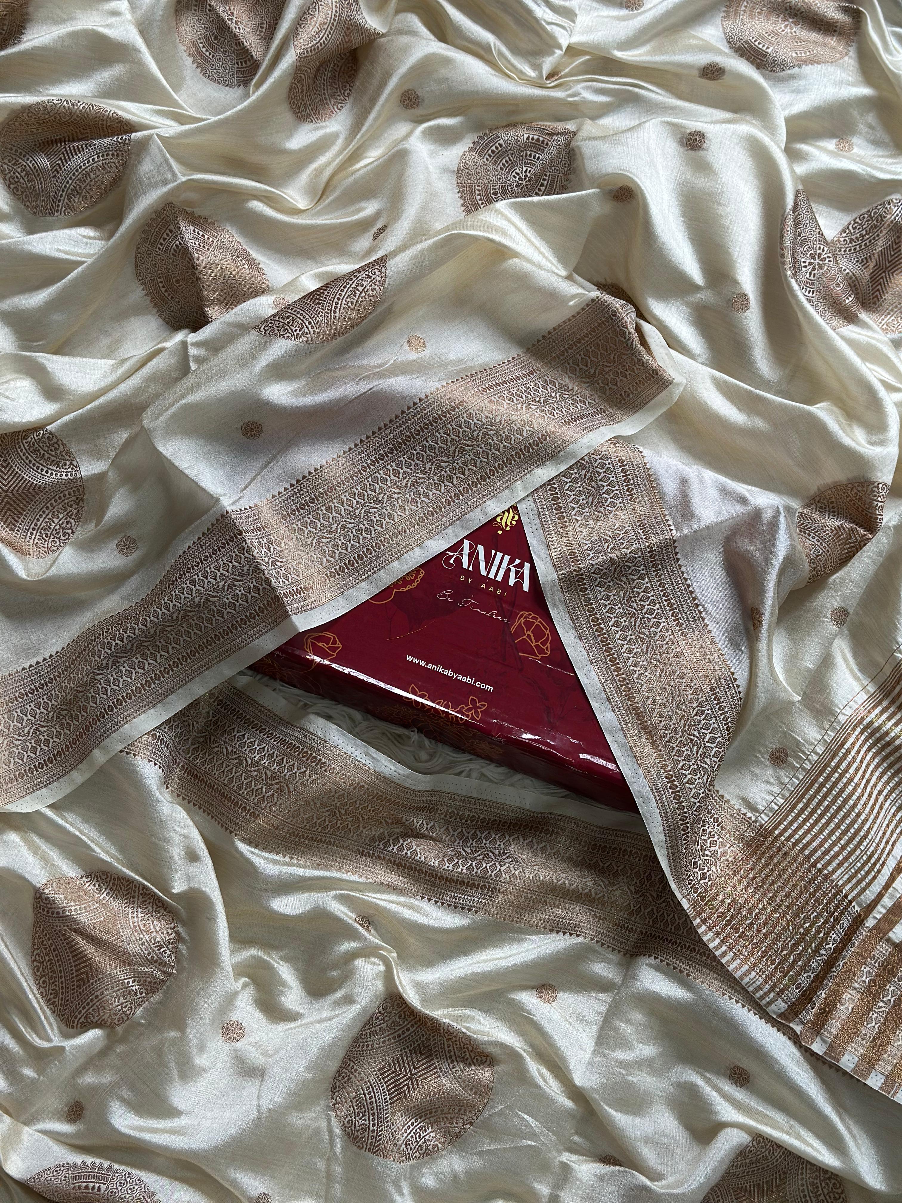ONAM SERIES  - BUTTA SAREE AA02