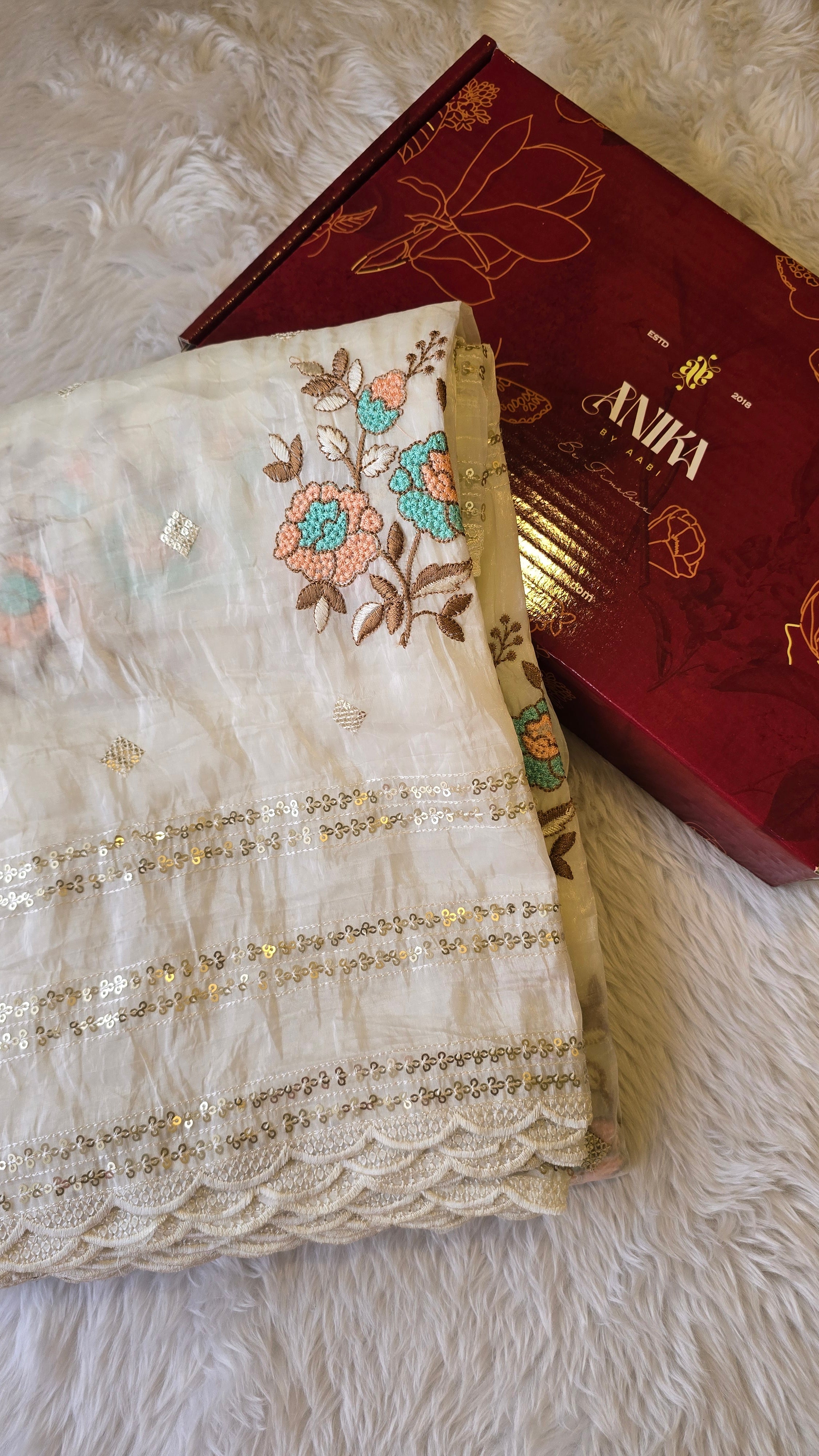 Paper Tissue Saree-White